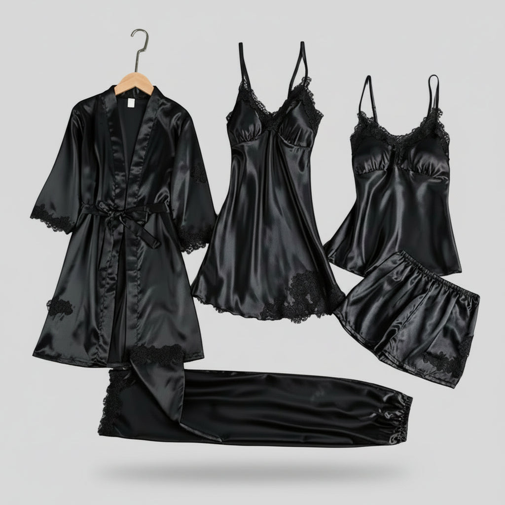 Pyjama en satin de 5 pièces (+5 colories)